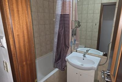 Apartament decomandat în Lujerului