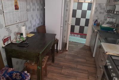 Apartament cu 4 camere decomandat în Central - 2