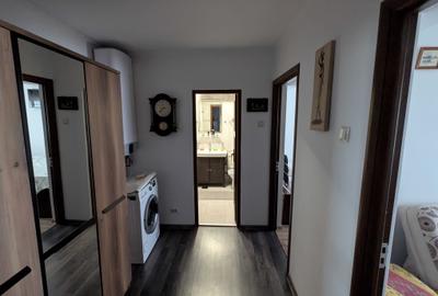 Apartament cu 3 camere decomandat în Independenței - 11