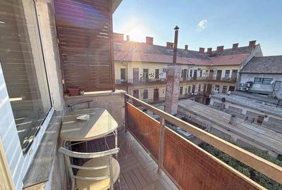 Apartament cu 3 camere semidecomandat în Central - 5