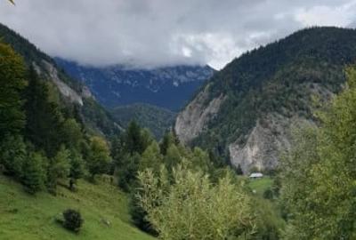 Teren agricol extravilan de 13570 mp, în Peștera