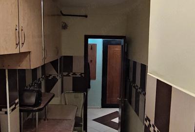 Garsonieră decomandată în Găvana - 4