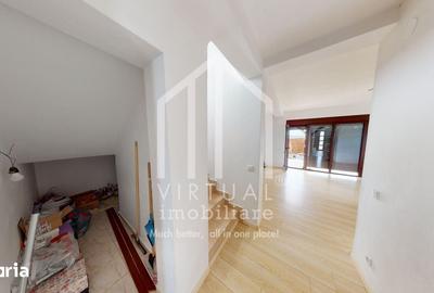 Casă cu 5 camere cu Teren 372 Mp în Roșia - 6