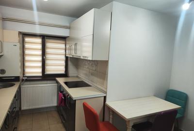 Apartament cu 2 camere decomandat în Central - 1