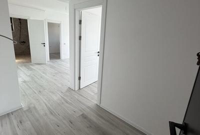 Apartament cu 2 camere semidecomandat în Topoloveni