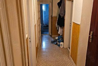 Apartament cu 3 camere decomandat în Măcin - 6