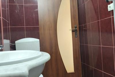 Casă cu 4 camere cu Teren 20 Mp în Beba Veche - 2