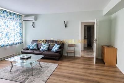 Apartament cu 2 camere decomandat, mobilat în Titan