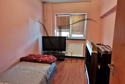 Apartament cu 3 camere decomandat în Tei - 4