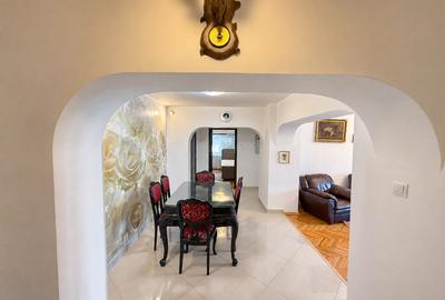 Apartament cu 4 camere decomandat în Unirii - 8