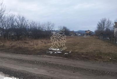 Teren de 1750 mp, în Unirea