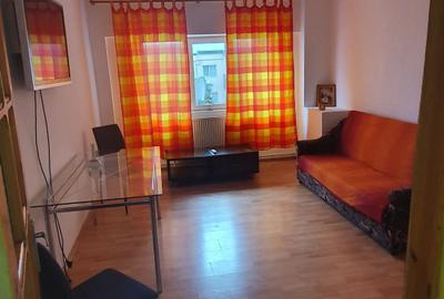 Apartament cu 2 camere decomandat în Exterior Vest