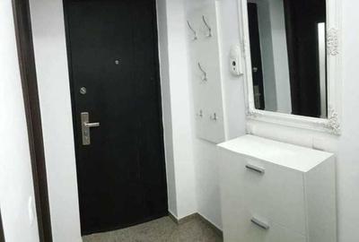 Apartament cu 2 camere decomandat în P-ța Victoriei - 3