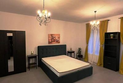 Apartament cu 2 camere semidecomandat, mobilat în Centrul Istoric