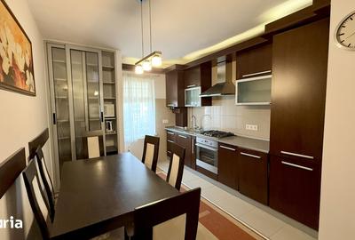 Apartament cu 4 camere în Pandurilor