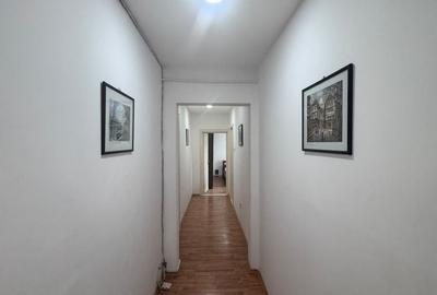 Apartament cu 4 camere în Central - 1
