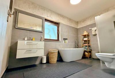 Casă individuală cu 5 camere cu Canalizare în Diniaș - 13