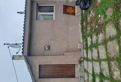 Casă cu 2 camere cu Teren 300 Mp în Nazarcea