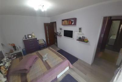 Casă cu 6 camere cu Teren 294 Mp în Central - 6