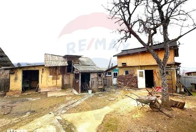 Casă cu 3 camere cu Teren 913 Mp în Gârleni - 1