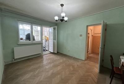 Apartament cu 2 camere semidecomandat în City Park Mall
