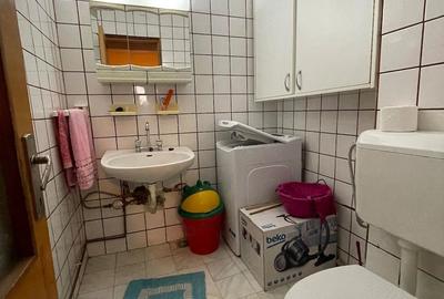 Garsonieră decomandată în Mehala