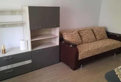 Garsonieră decomandată, mobilată în Zorilor