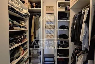 Apartament cu 3 camere în Torontalului