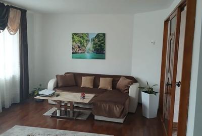 Casă cu 4 camere în Șișești - 2