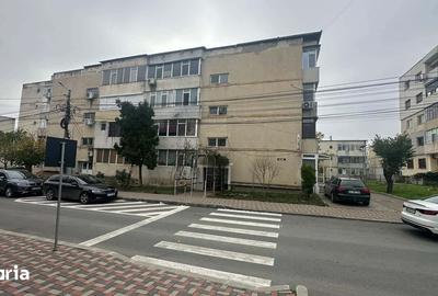 Apartament cu 3 camere decomandat în Central - 1