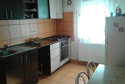 Apartament cu 2 camere semidecomandat în Crângași