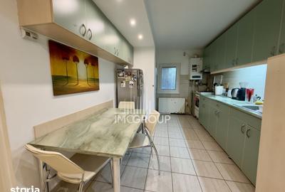 Apartament cu 3 camere în Zorilor