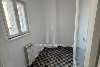 Apartament cu 4 camere semidecomandat în Centrul Civic - 3