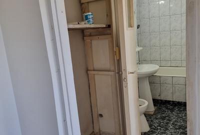 Apartament cu 2 camere decomandat în 1 Decembrie 1918
