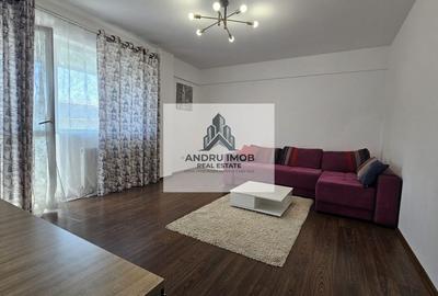 Apartament cu 2 camere decomandat, mobilat în Central