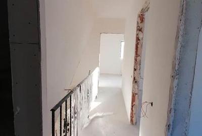 Duplex cu 4 camere cu Canalizare în Alexandriei - 9