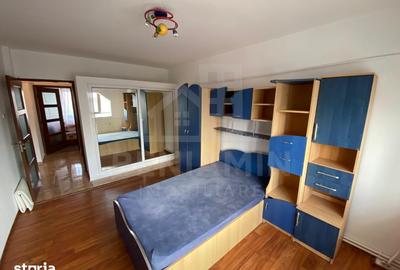 Apartament cu 3 camere decomandat în Lăpuș Argeș