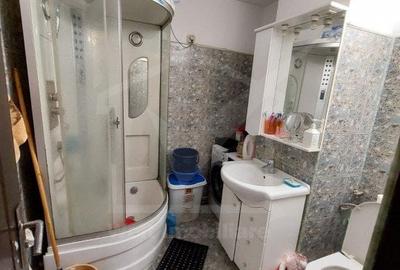 Apartament cu 3 camere semidecomandat în Gruia - 8