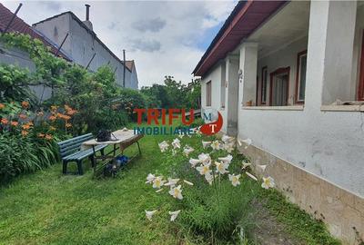 Casă cu 3 camere cu Canalizare în Ciugud