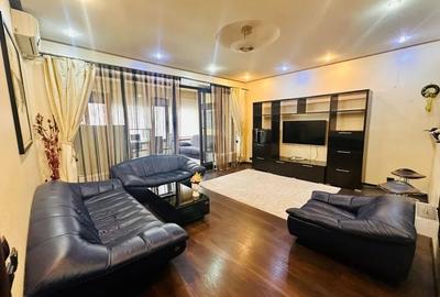 Apartament cu 2 camere, mobilat în Pajura