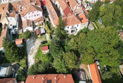 Teren Construcții intravilan de 330 mp, în Central