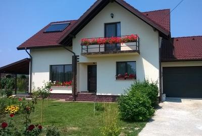 Casă cu 4 camere în Central - 2