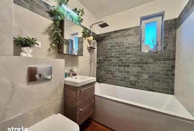 Apartament cu 3 camere semidecomandat în Dâmbul Rotund