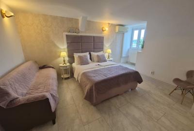 Casă cu 4 camere cu Teren 800 Mp în Central