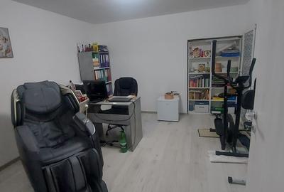 Casă cu 4 camere în Central - 1