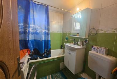 Apartament cu 3 camere decomandat în Rahova - 11