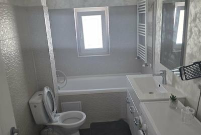 Apartament cu 2 camere decomandat în Balciu - 2