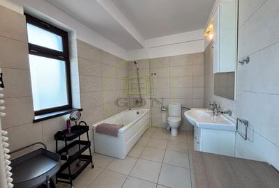 Duplex cu 4 camere cu Canalizare în Sud-Est - 11