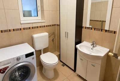 Casă cu 3 camere cu Teren 450 Mp în Central