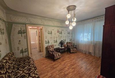 Apartament cu 2 camere semidecomandat în Independenței